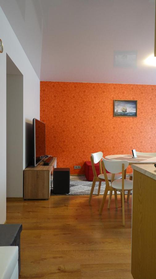 Cozy Telliskivi Near Centre * Tallinn